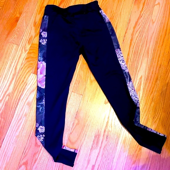 Ted Baker London Black Floral Leggings - Black - Picture 6 of 9